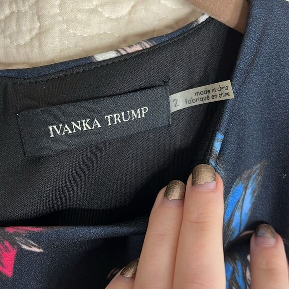 NWT Ivanka Trump Pop over Women’s floral dress - Picture 3 of 8